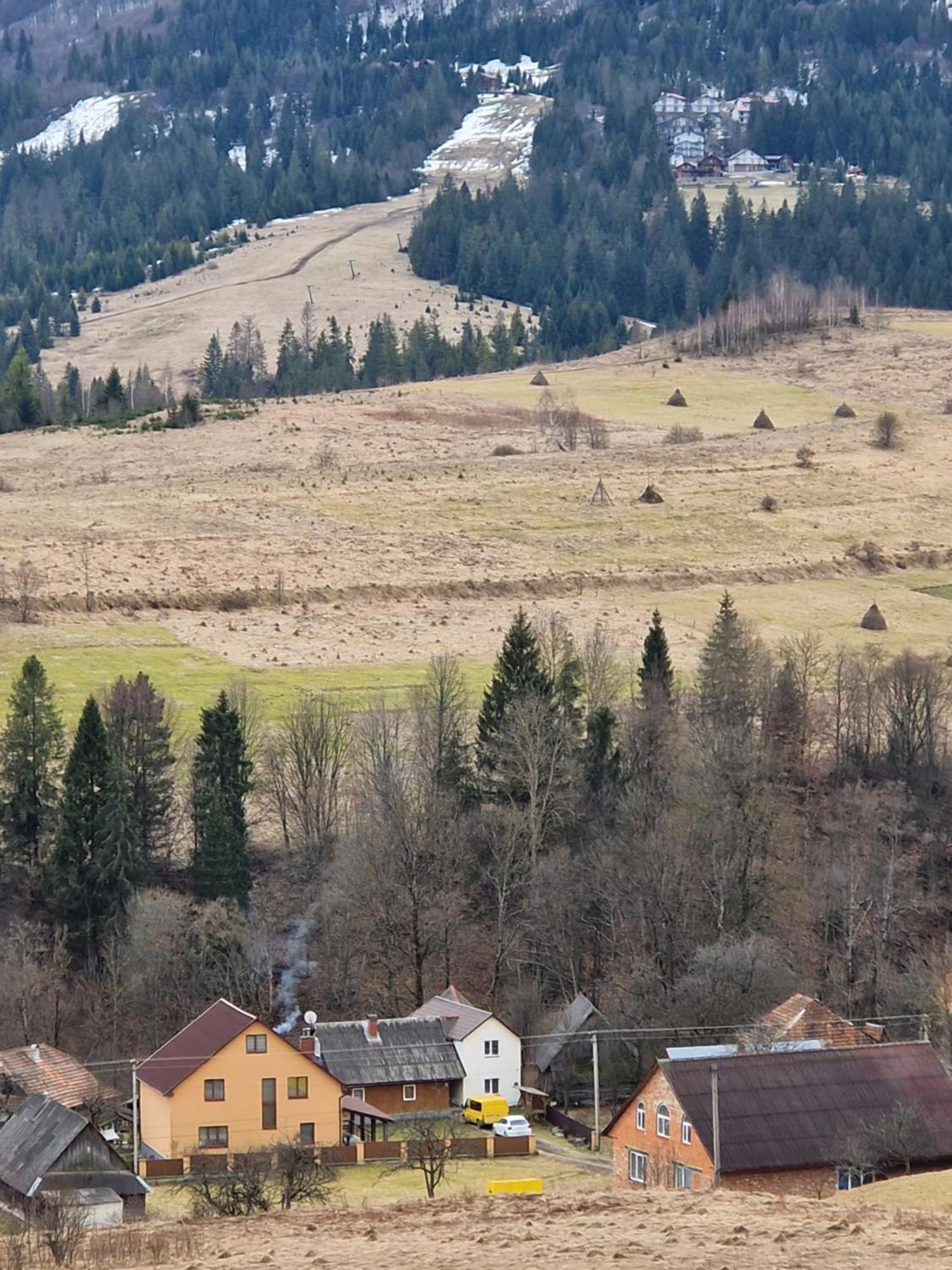у дядька Country house *